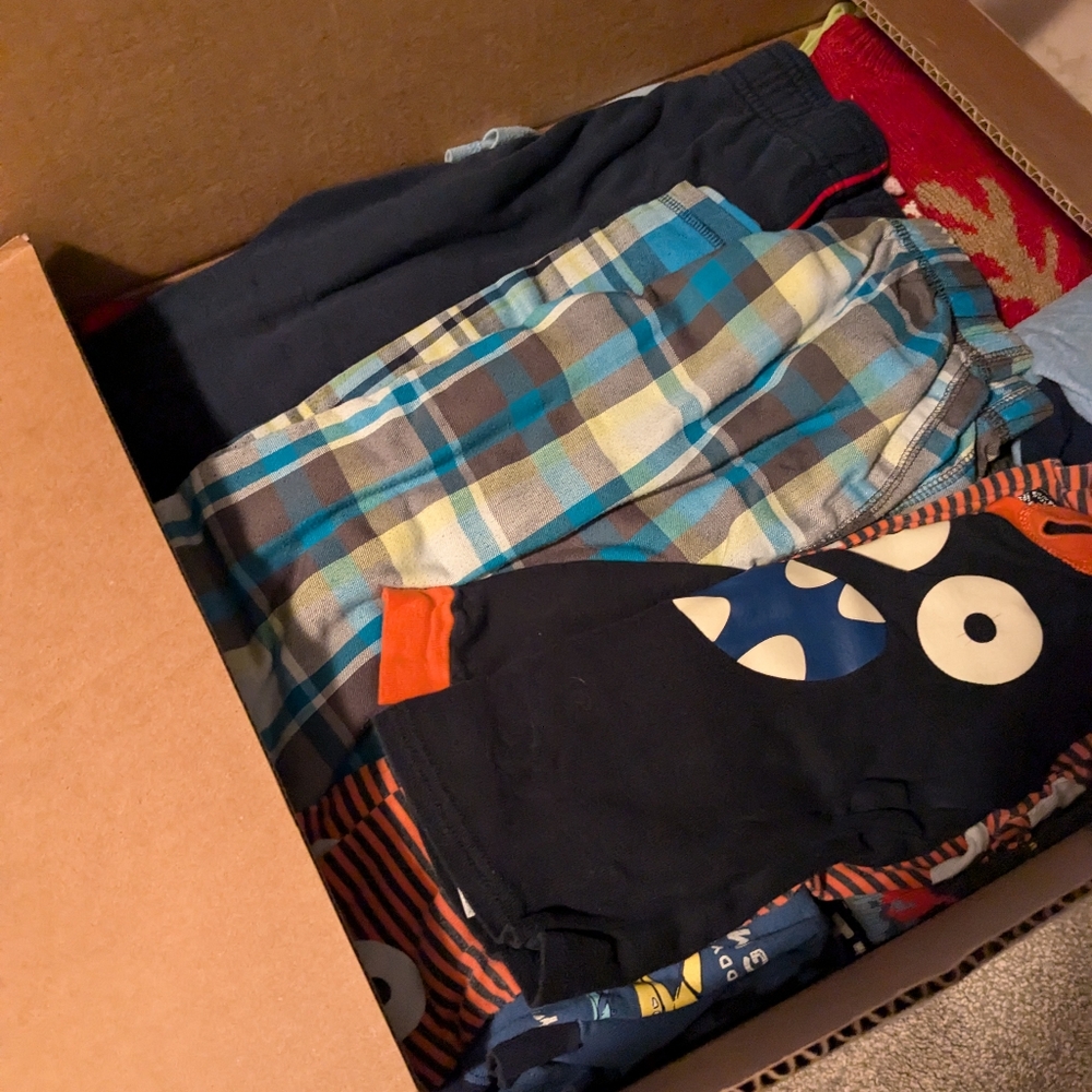 Hilary Clothes
